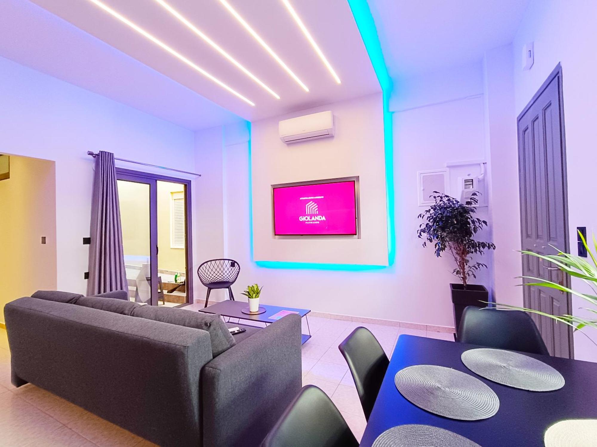 Giolanda Patrasso - Modern Apartment In The Center Of Patras Exterior photo